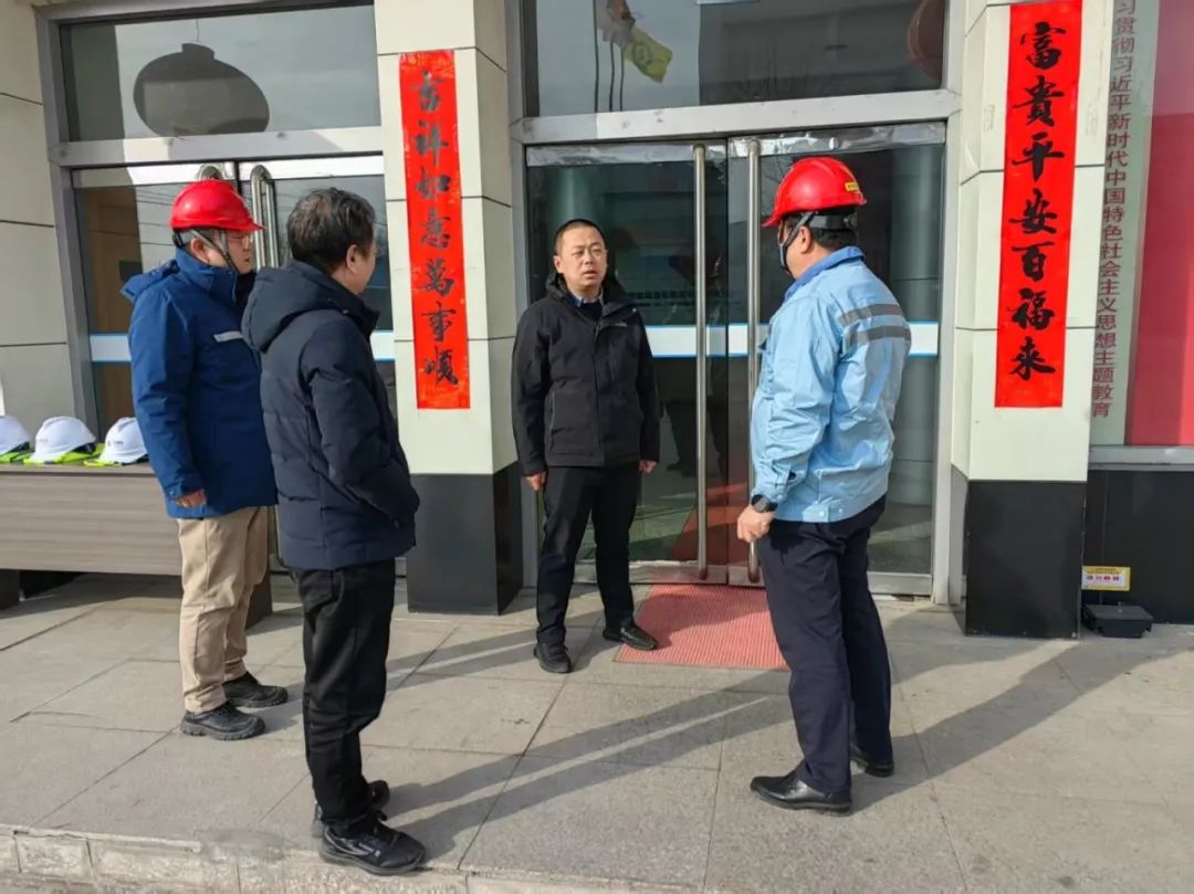 走访企业.jpg 走访企业.jpg