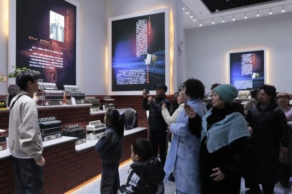 “加长版”春节假期收官 塔城地区人气与效益双双攀升