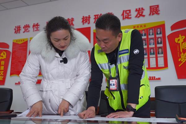 全国人大代表闵晓青：扎根基层架起“连心桥”