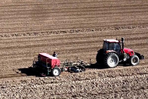 开局·春耕忙 | 希望的田野上 奏响春耕序曲