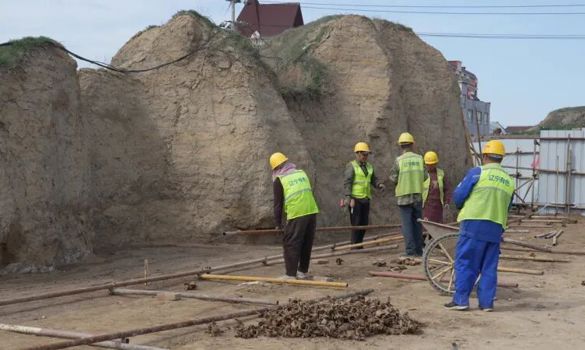 文化中国行 | 塔尔巴哈台古城墙焕新进行时 修缮工程已完成45%