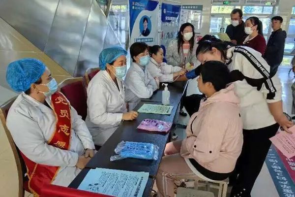 科技工作者风采 | 李晨晔——扎根边疆二十余载 以科技创新守护百姓健康