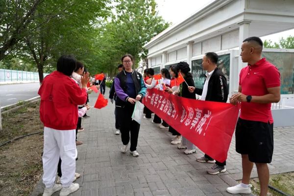 执笔赴山海 青春启新程！塔城2026年高考温情开考