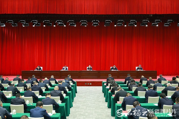 陈小江在十届自治区党委第十轮巡视集中反馈会议上强调 动真碰硬抓好巡视整改 以实际成效推动经济社会高质量发展